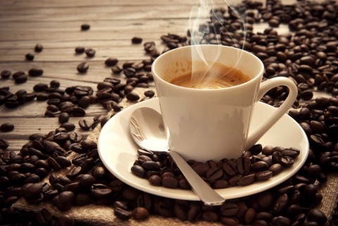 Стоит ли начинать день с кофе?