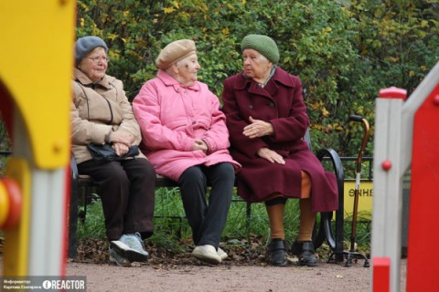 Положение пенсионеров в РФ продолжает ухудшаться