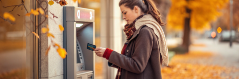 С 1 сентября 2025 года меняются правила снятия наличных