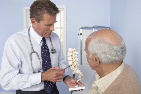 Ревматолог о том, как бороться с остеопорозом