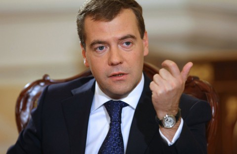 Медведев об опасности протестов в РФ