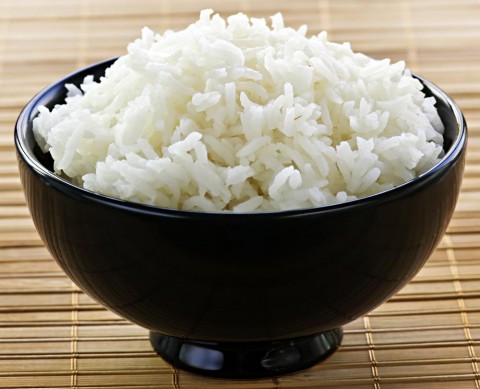 Почему обязательно есть рис?