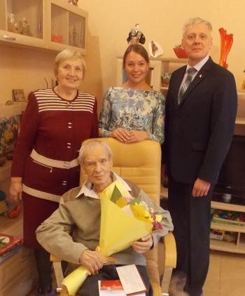 Путин поздравил почётного гражданина Нижнего Тагила с 90-летием