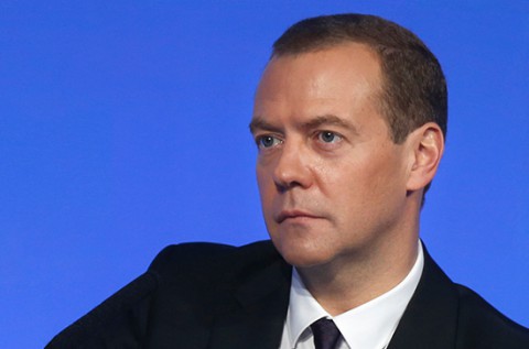 Медведев обсудит с главами регионов ход «мусорной реформы»