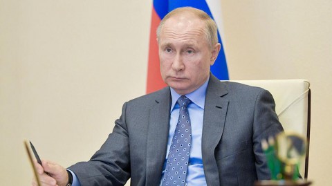 Путин заявил об осложнении ситуации с COVID-19 в России