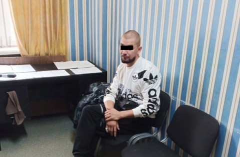 Свердловские сыщики задержали курьера киберпреступников