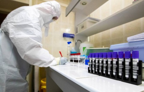 Москва начинает беспрецедентное тестирование на коронавирус