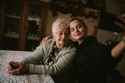 Что могут дать детям бабушки и дедушки? Ответ пенсионеров
