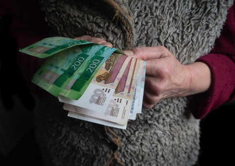 Минтруд увеличит пенсии всем россиянам?
