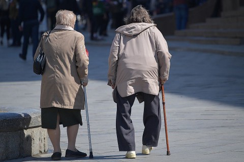 Москвичам повысили минимальную пенсию?