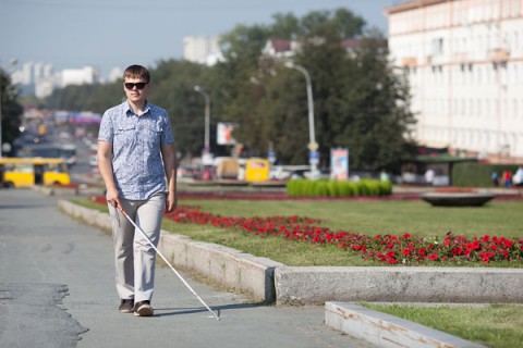 Жизнь вслепую: молодой россиянин не сетует на жизнь, а наслаждается ею