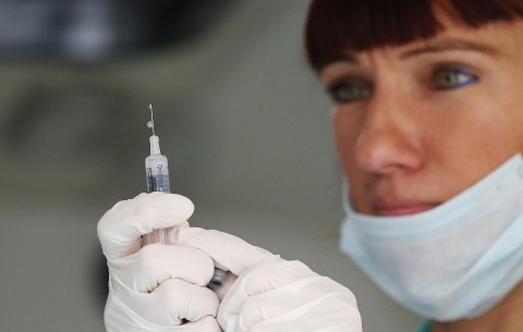 Роспотребнадзор запустит горячую линию по профилактике гриппа и ОРВИ