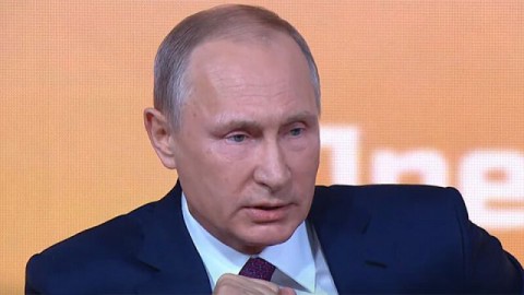 Путин пообещал помочь екатеринбуржцам с метро