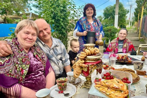 Добрососедство: стали друг другу своими