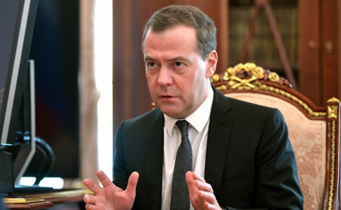 Медведев заговорил о льготах при оплате утилизации ТБО