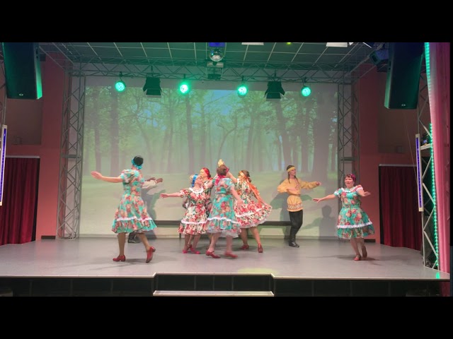 Коллектив народного танца «Уральский сувенир» - На поляне